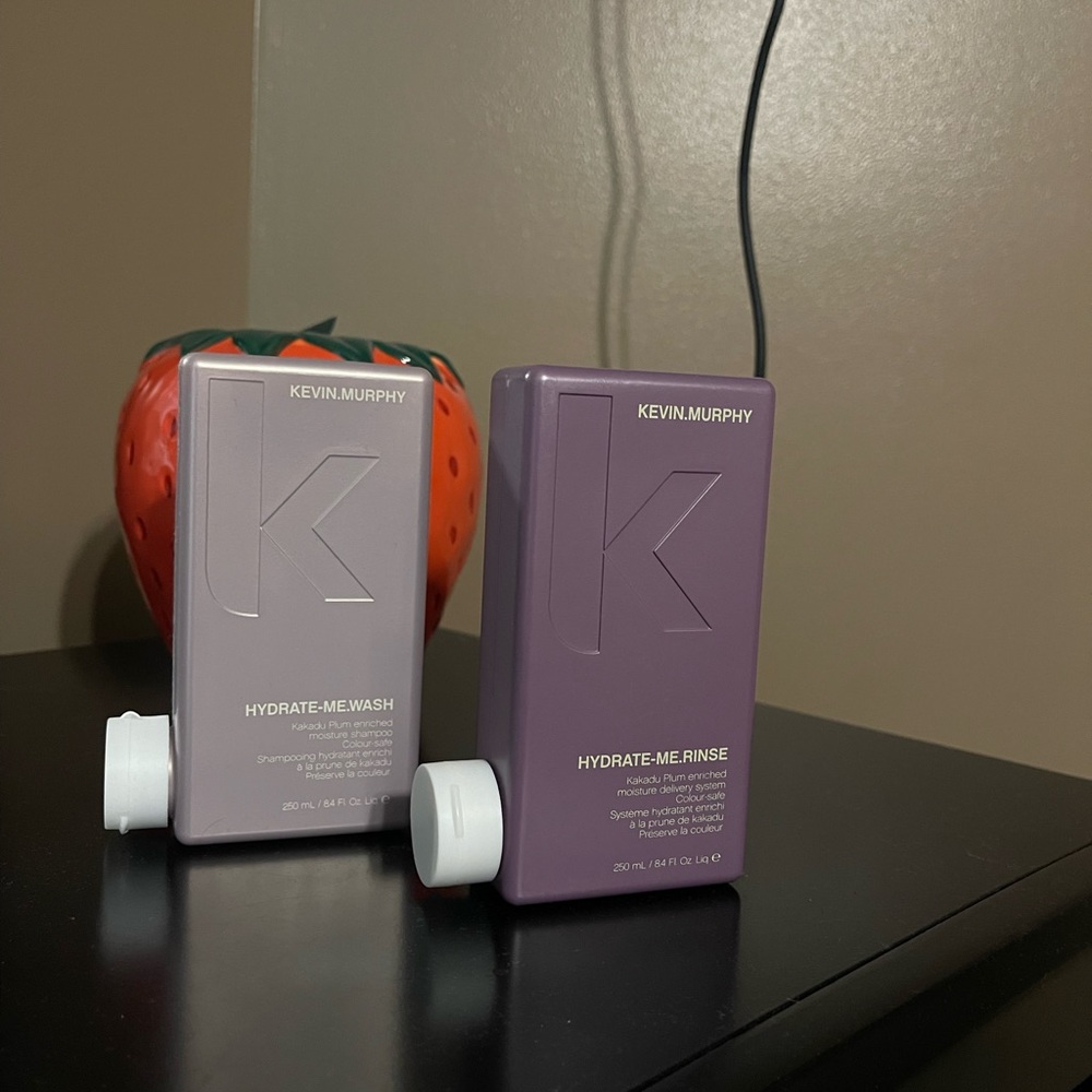 Kevin.Murphy hydrating shampoo and conditioner(comes with shampoo & conditioner)